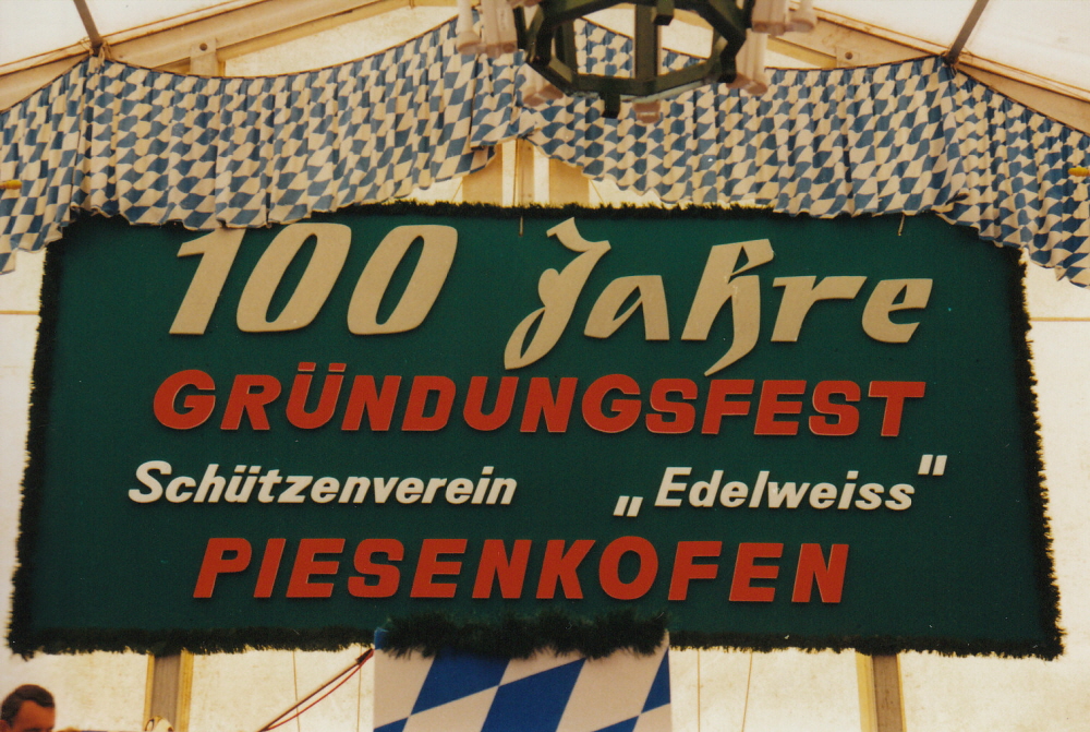 1990 Fotos_Schild_100 Jahre